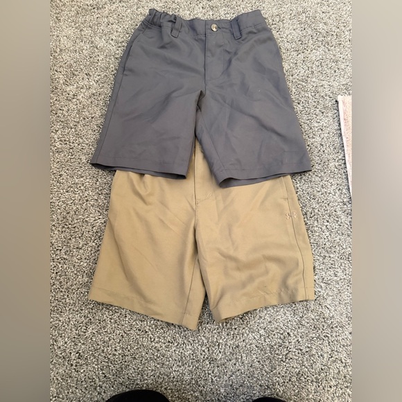Under amour  Gray and Tan Shorts - Picture 1 of 2